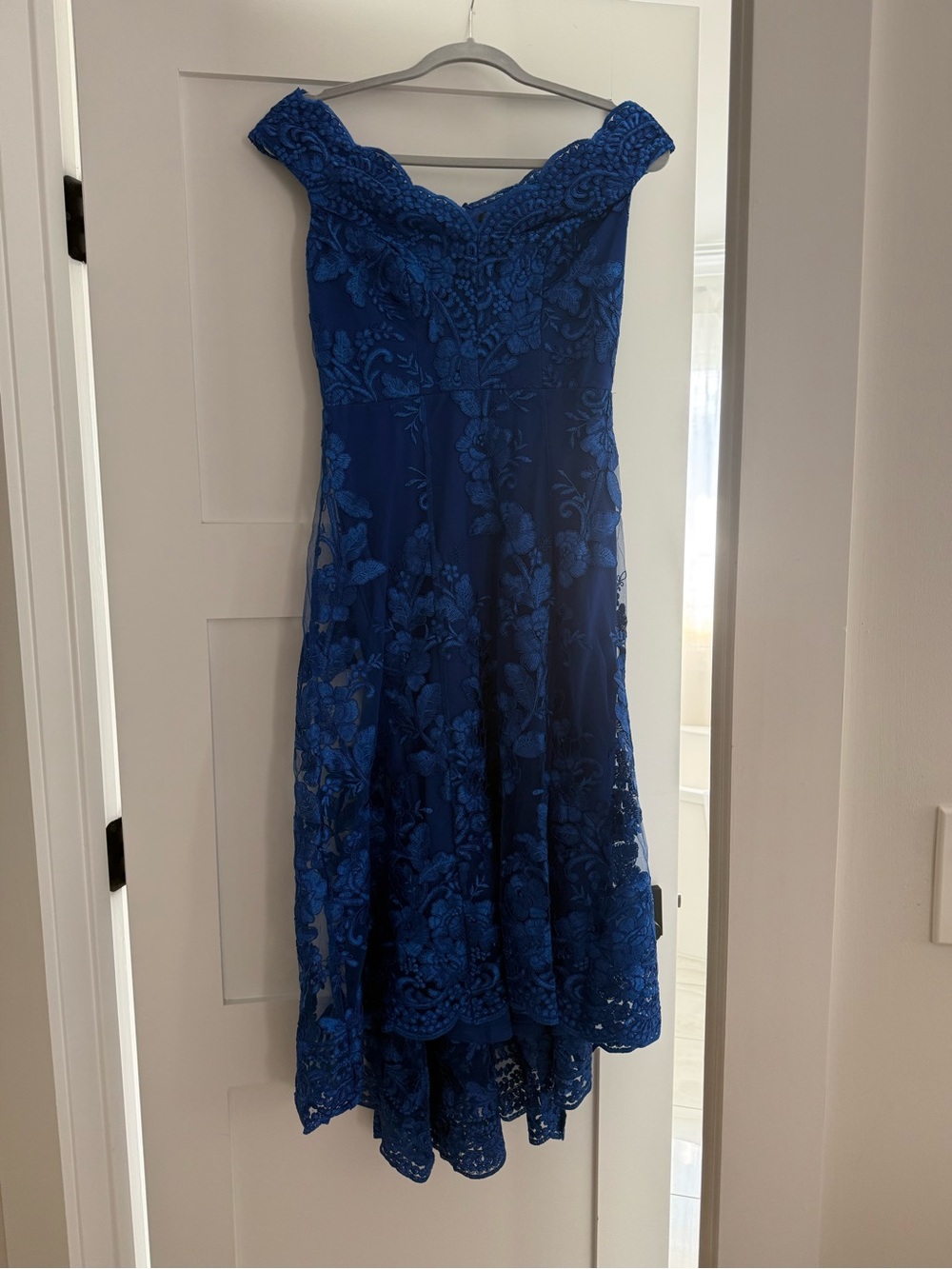 One-Shoulder Royal Blue Lace Midi Dress